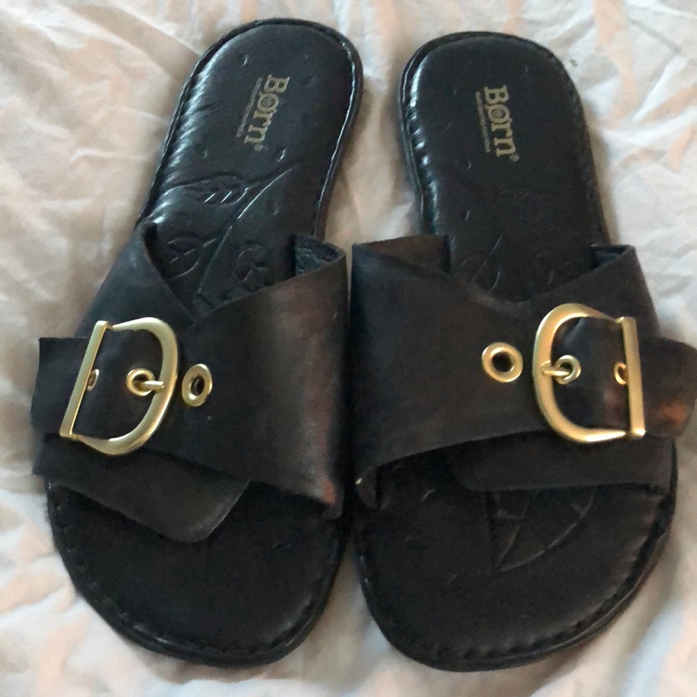 Born Black Leather Slip Ons size 8B Like New